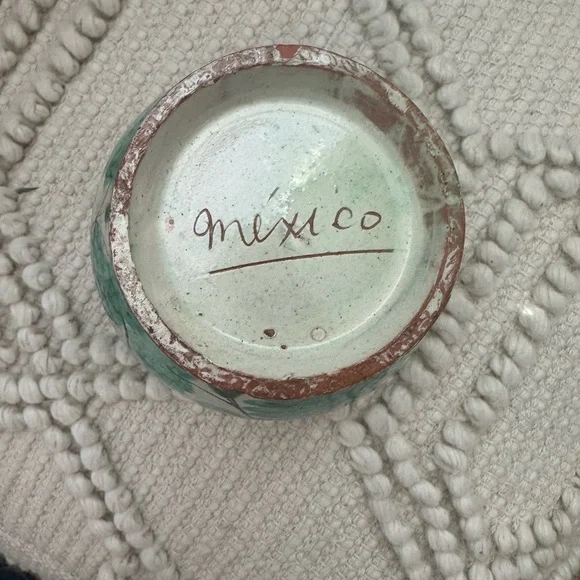 Rare 1963 Vintage Ceramic Vase made by a local artist in Mexico. - Picture 2 of 7